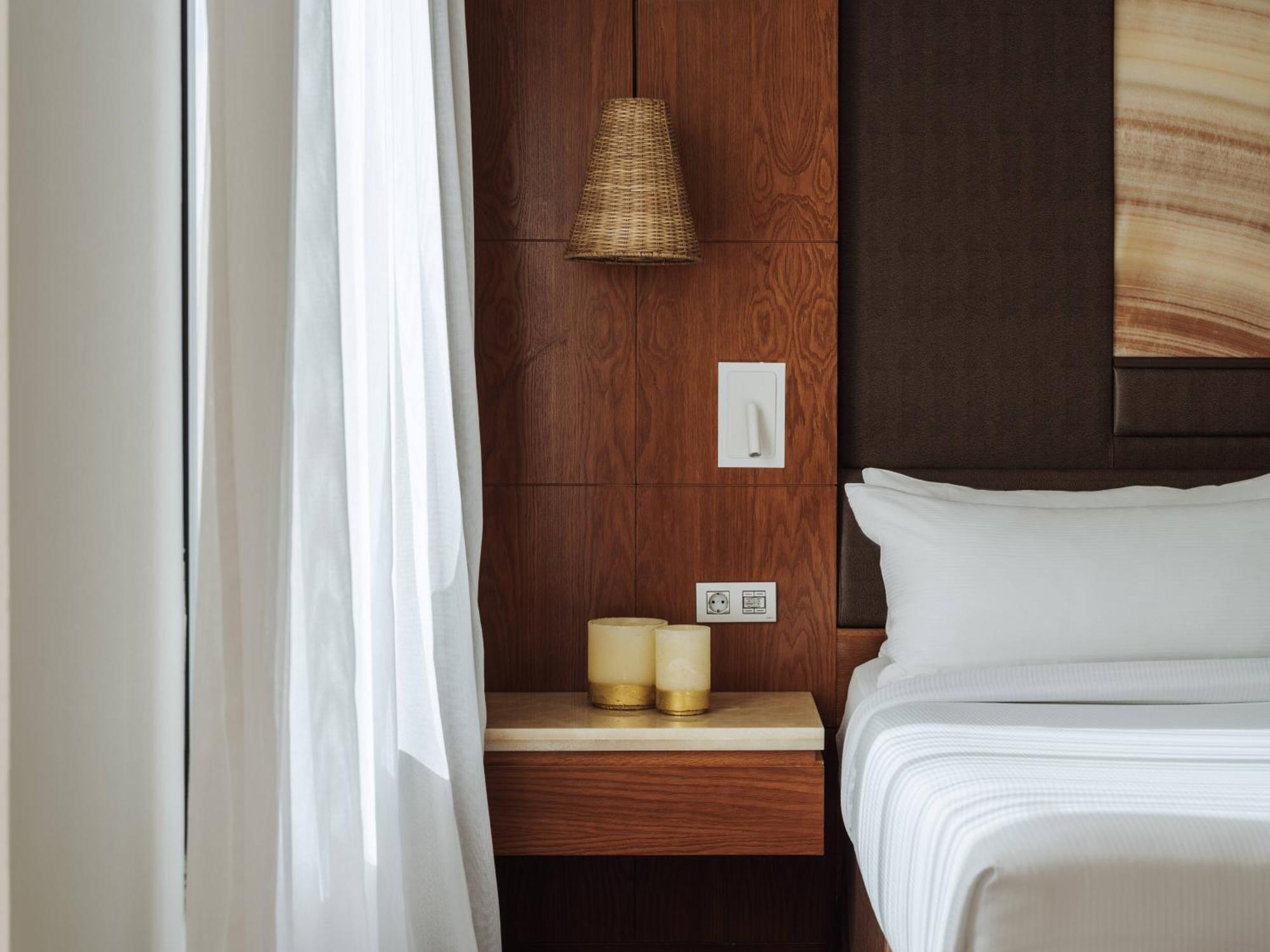 Red Level Junior Suite